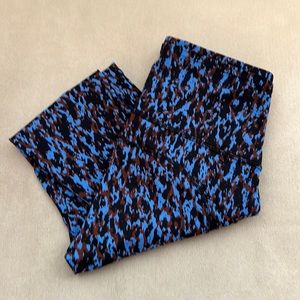 Like new Lululemon Swift Speed High-Rise Crop Brushed Luxtreme